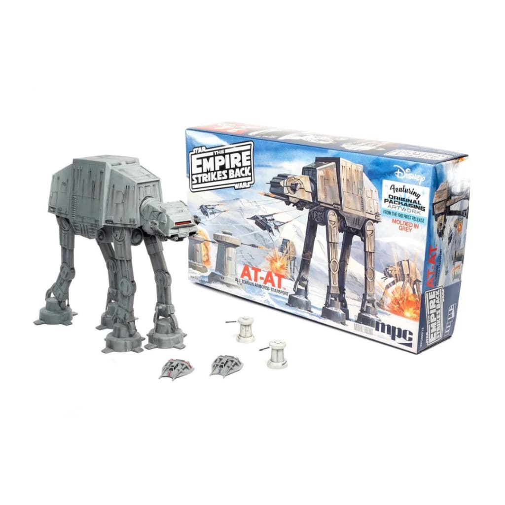 Star Wars: The Empire Strikes Back AT-AT 1:100 Scale Model