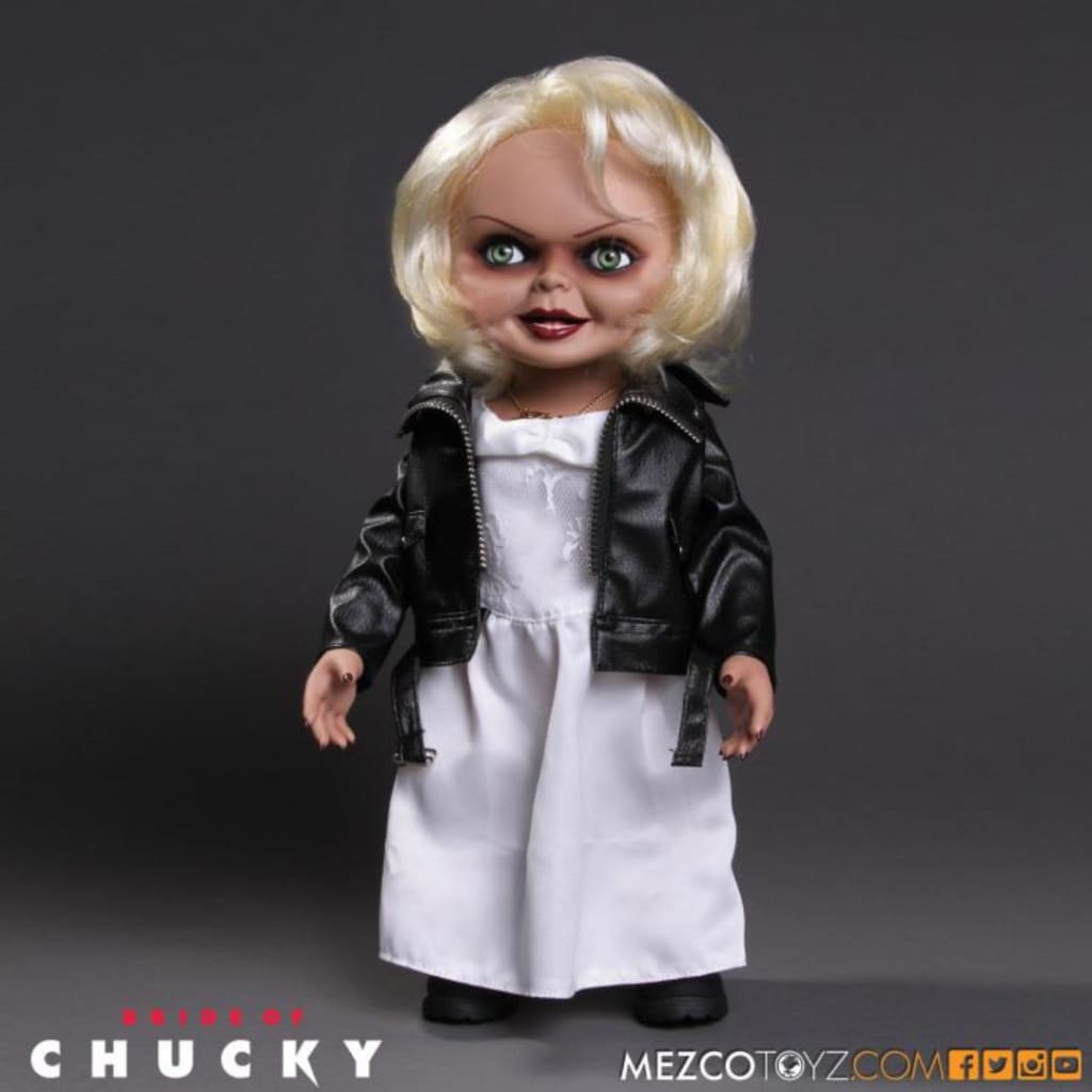 Bride of Chucky Mezco Designer Series Mega Scale Talking
